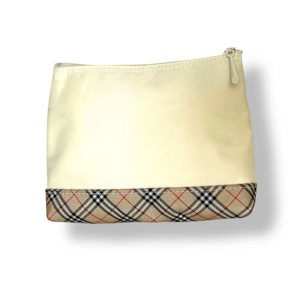 Burberry Classic Nova Check Nylon Zip Pouch, Cosmetic - Picture 3 of 10